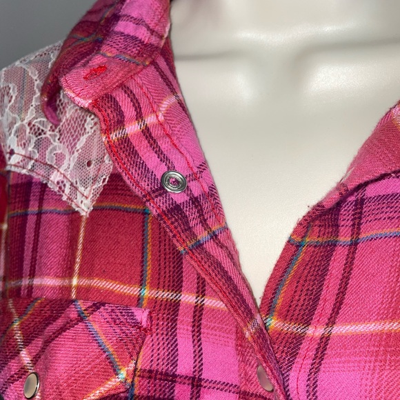 Wrangler Wrancher Pink Plaid Pearl Snap Button Down Long Sleeve Size Large - Picture 3 of 11